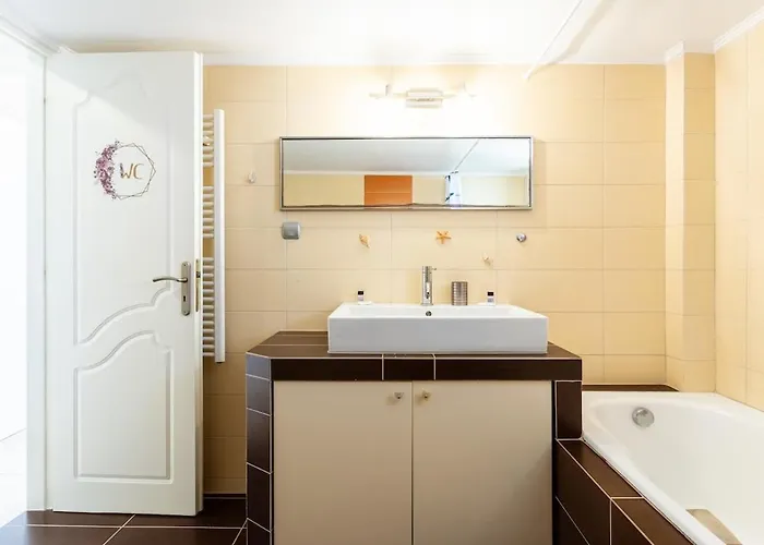 Apartman Beachside Getaway With Panoramic Seaviews *