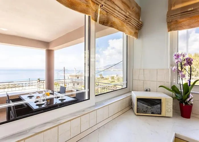 Apartman Beachside Getaway With Panoramic Seaviews Vérga Kalamátasz